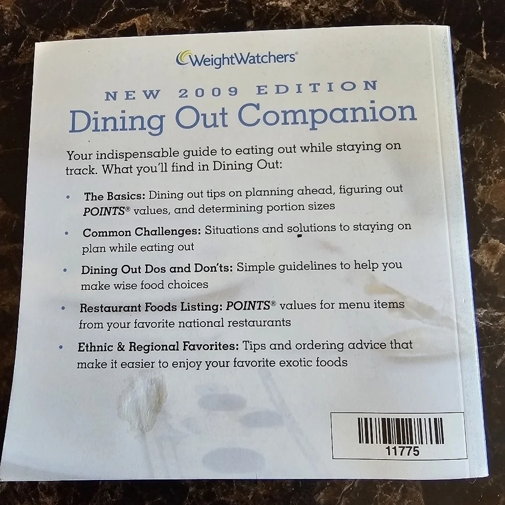 Weight Watchers Dining Out Companion Book